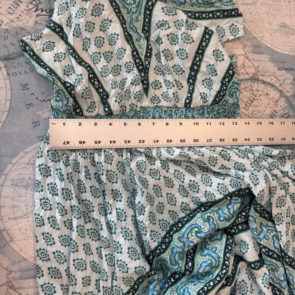 Elegant Teal and White Midi Dress - Picture 5 of 16